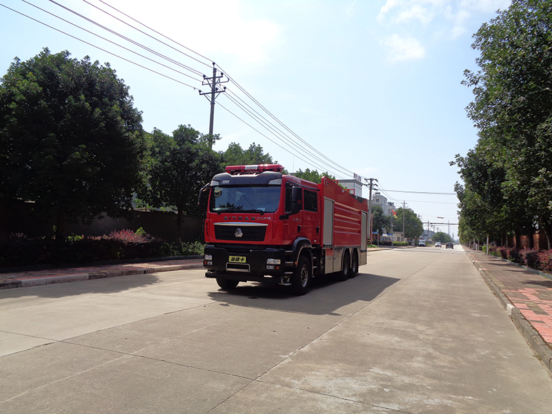 中洁牌XZL5340GXFPM170/Z6型泡沫消防车